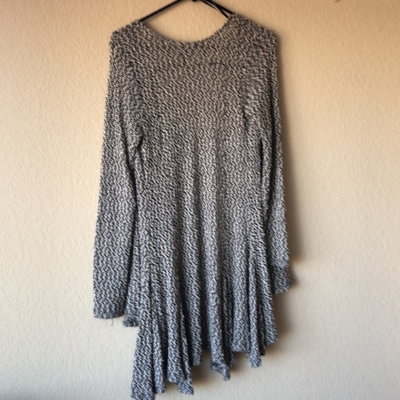 Black and white knit cardigan - Picture 3 of 4